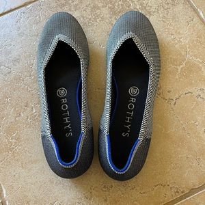 Rothy’s size 8.5 women black and gray round flats